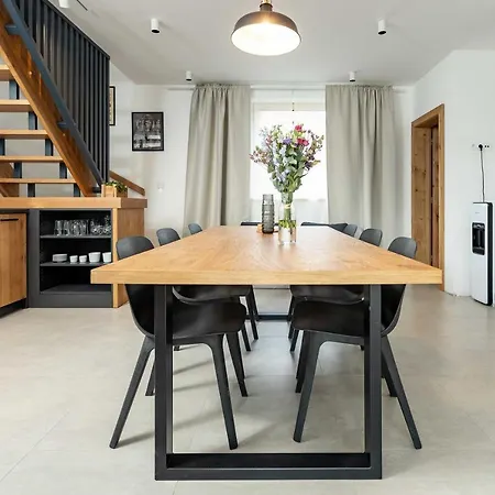 Katlov Homes Lejlighed *